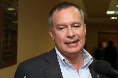 Silva Facetti: "El gran traidor de los liberales por irresponsabilidad es Alegre que hoy tienen quebrado al partido"