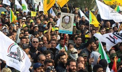 Miles de personas acuden en Irak al funeral del general asesinado por EEUU