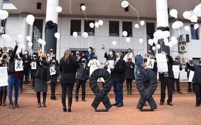 Magistrados y funcionarios del Poder Judicial elevaron oración en memoria de Diana Eveline – Diario TNPRESS