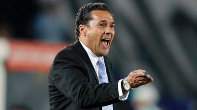 El DT brasileño Vanderlei Luxemburgo dio positivo al Covid