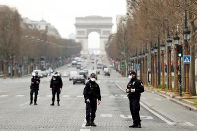 Francia se prepara a una nueva ola de la COVID pero sin confinamiento general