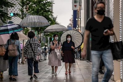 Tokio registra un récord diario de contagios de COVID-19 en plena desescalada