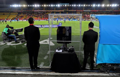 UEFA confirma uso de VAR, pero aplaza hasta 2021 su uso en fase de grupos